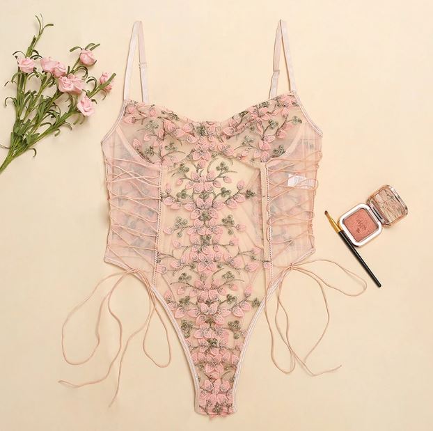 Body transparência floral