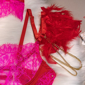 Conjunto Lingerie sexy com plumas e liga